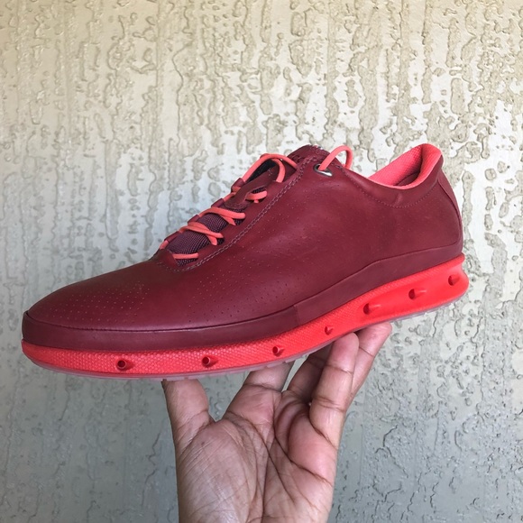 ecco ladies gore tex walking shoes